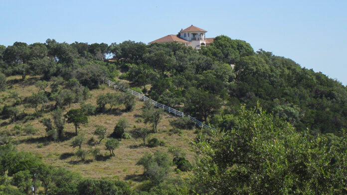 House on a Hill - Cielo Vista